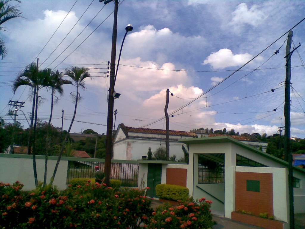 Jardim Celani, Valinhos - SP, Brazil by zolhos