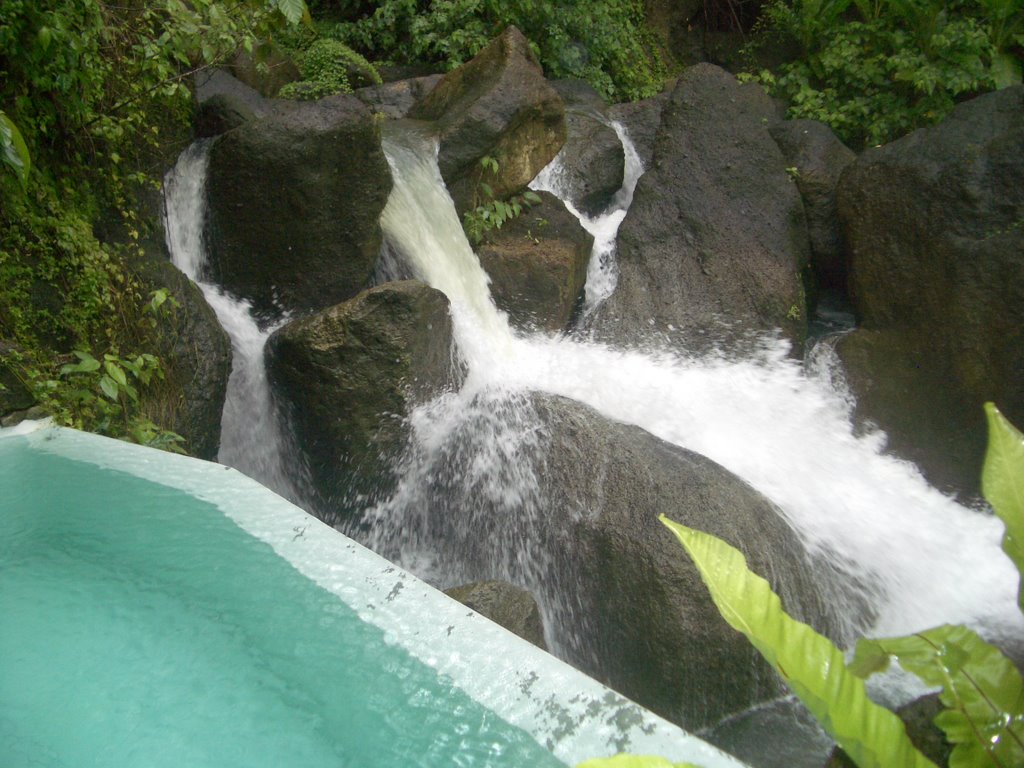 Siaton, Oriental Negros - Balanan public pool beside the river by kang © francis b i ♣