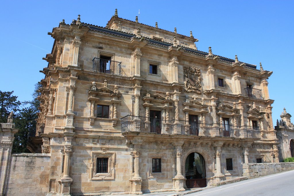 Barroco Dorado (Palacio De Soñanes,Cantabria) by laura&paula