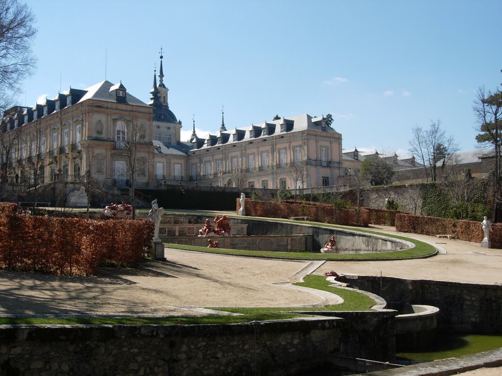 Palacio de la Granja by Alfonsopinel