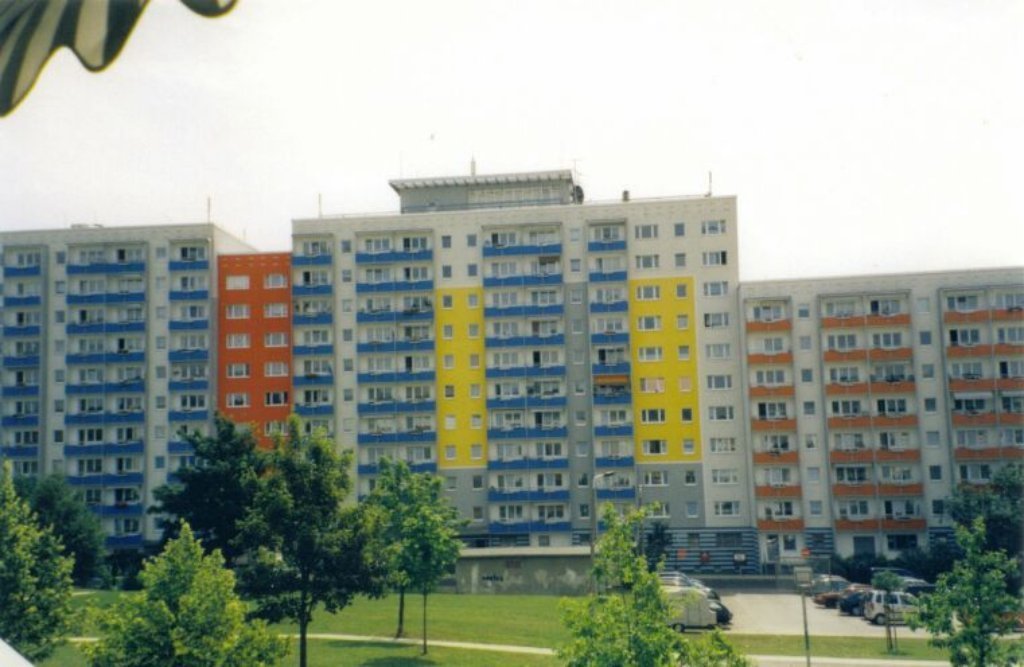 Eisenach-Nord-Hochhaus by Alexander Semke