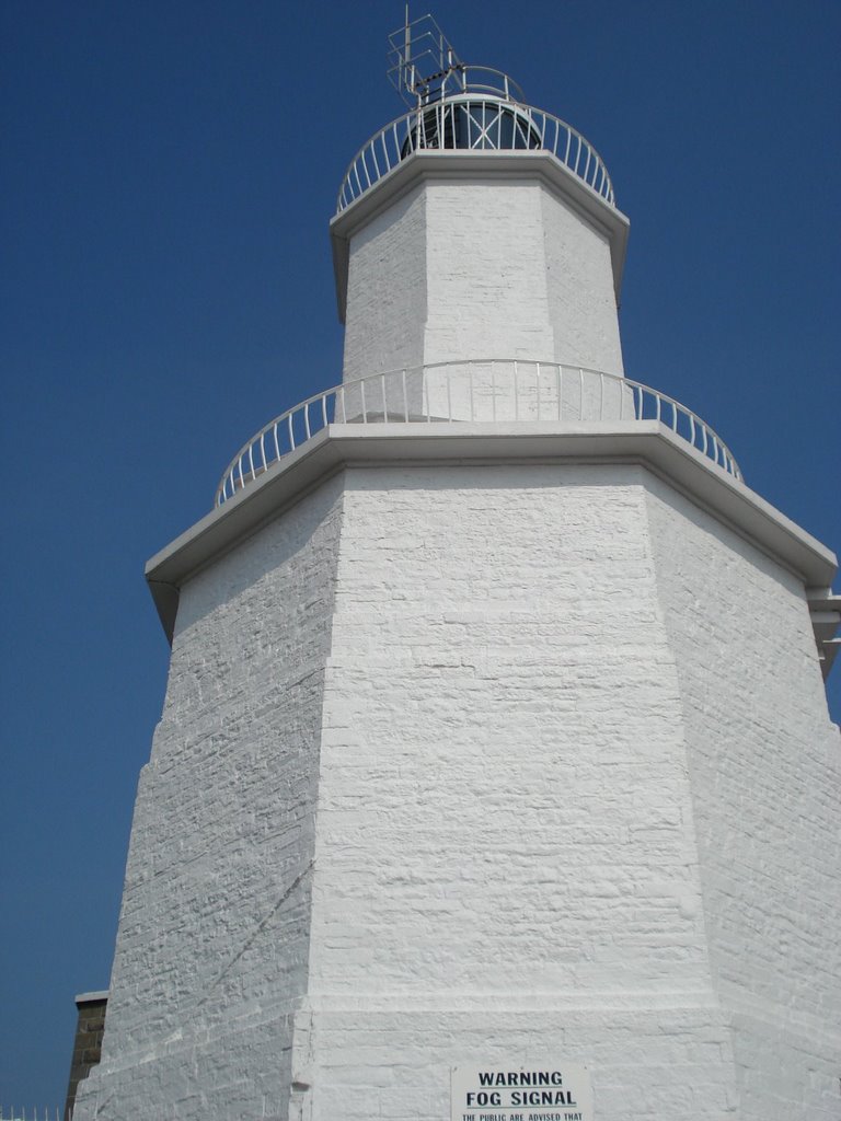 Mumbles Lighthouse - © Émerson-V by Émerson-V