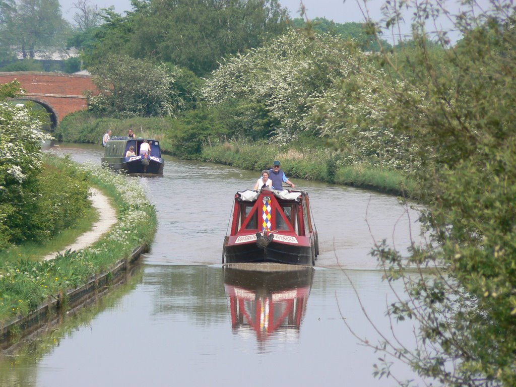 Barges on the Shropshire Union Canal by Aid Smith