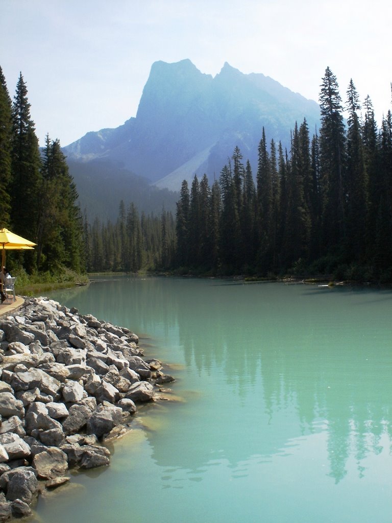 Emerald lake postal by Rafael Galina P