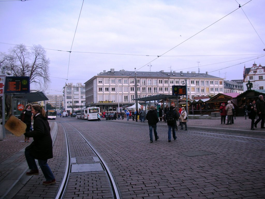 Darmstadt Marktplatz by celik2