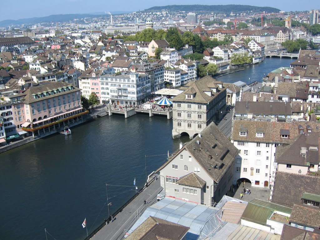 La Limmat et l'Hôtel de Ville by tayat07