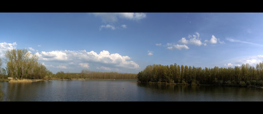 The lake by Igor Klajo