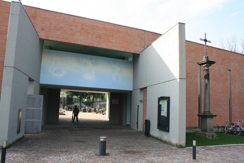 Cimitero, ingresso con affresco di Valentino Vago by vagod