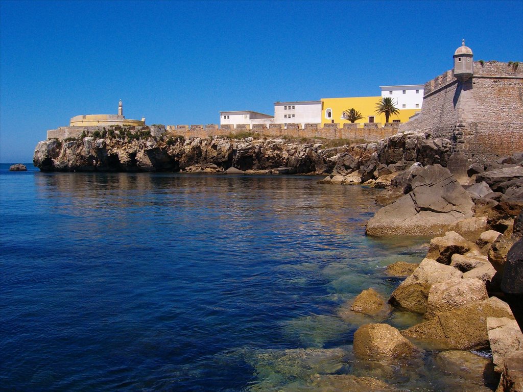 PENICHE - A Fortaleza by portugalia