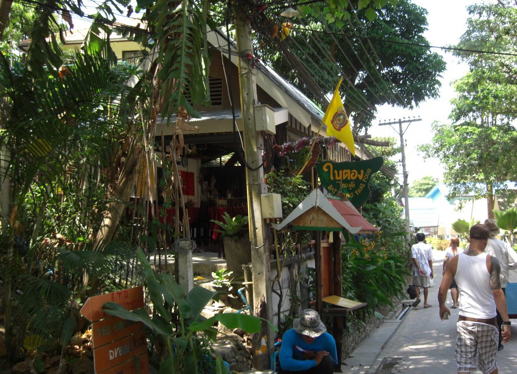 Ko Phi Phi (02/2009) by Nils Wanner