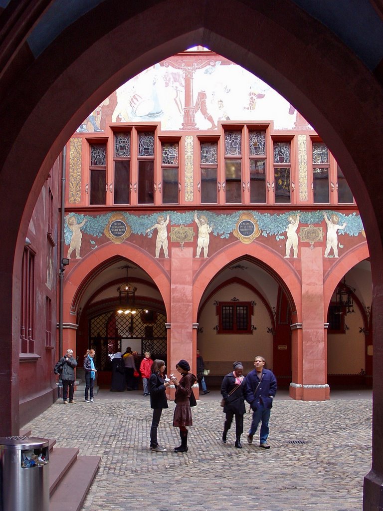 Schweiz_Basel_Rathaus by Elmokula