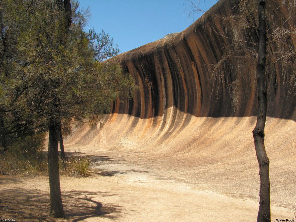 Wave Rock by anirka