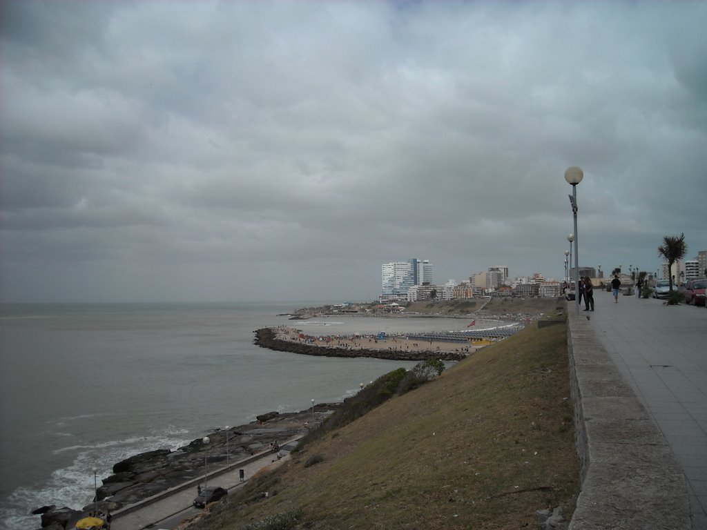 Cabo Corrientes desde el Boulevard by Matha Burroughs