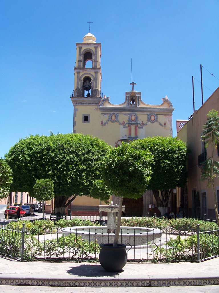 EXTERIOR IGLESIA SAN ANTONIO (QUERÉTARO) by viddavic