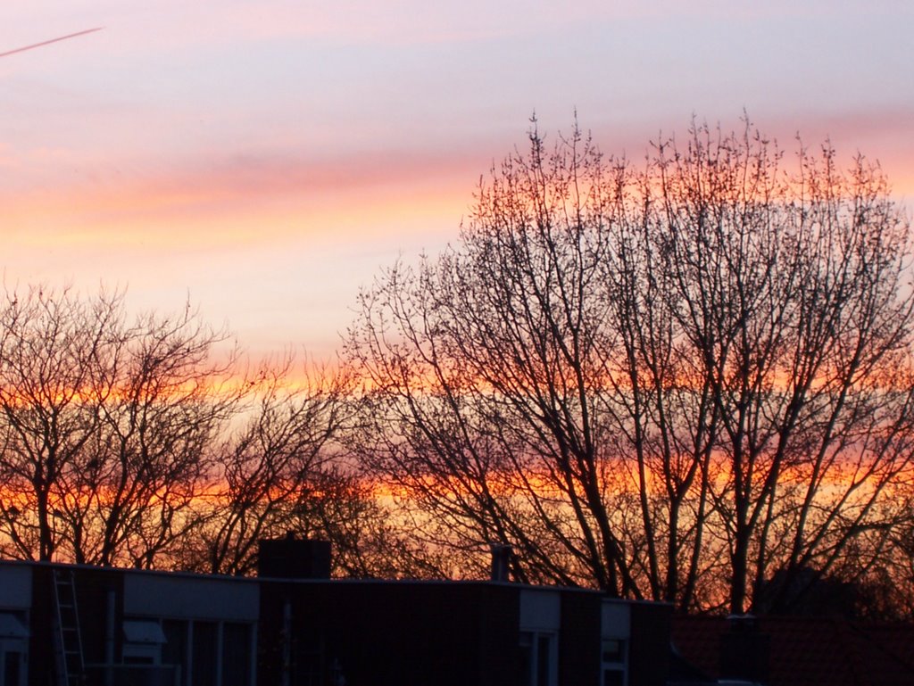 Zonsondergang vanaf balkon by QueenDrakula