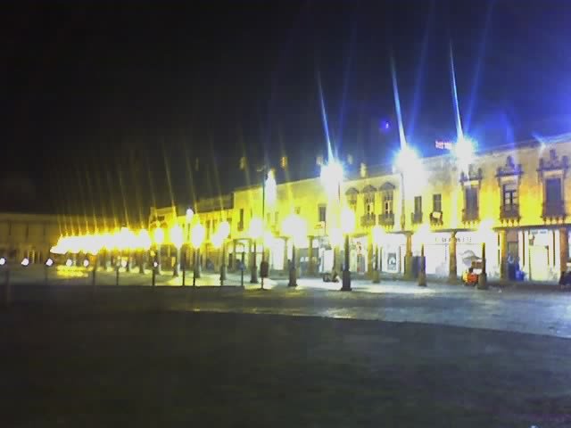 Centro de Irapuato Vista Nocturna by gabrielherrero