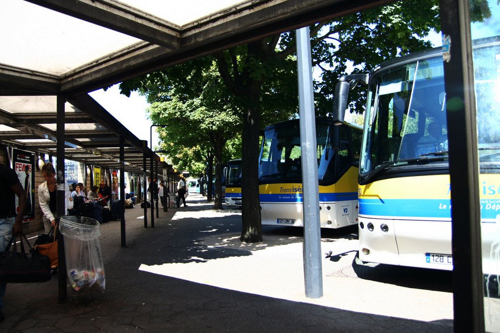 Gare Routière de Grenoble by DS SonG