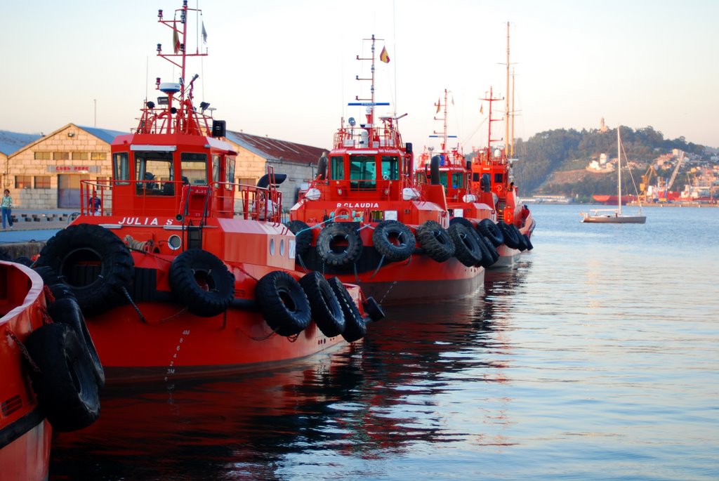 Vigo, Pontevedra, Spain by joselojo