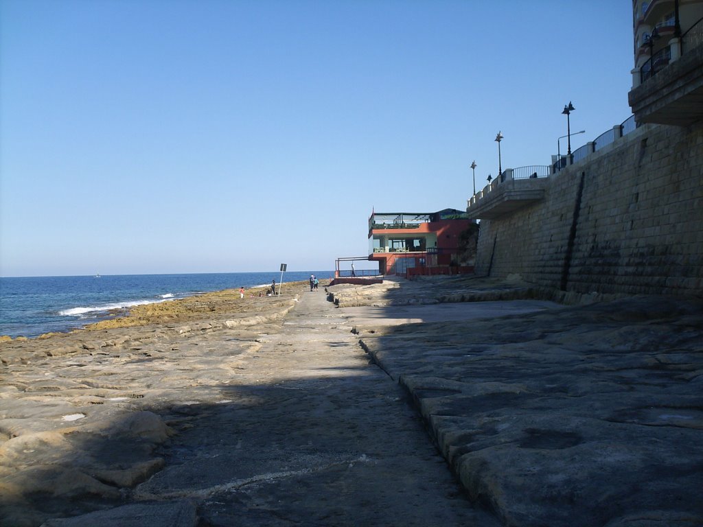 Sliema Sea Shore by nic247