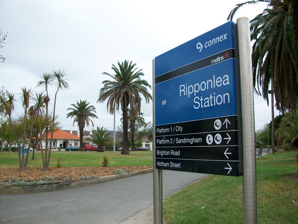 Ripponlea Station Sign "Connex" by OSyMikePhotography