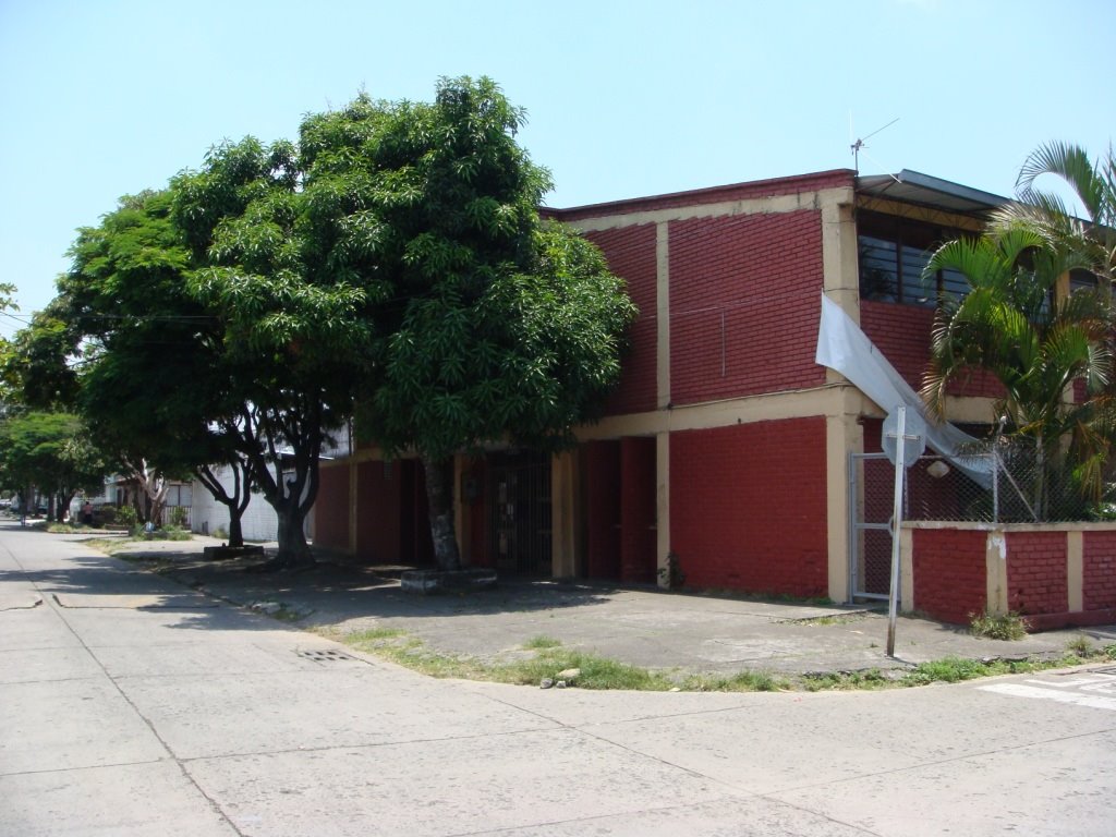 INSTITUTO EDUCATIVO "GENERAL ALFREDO VASQUEZ COBO" by carlos alberto arango