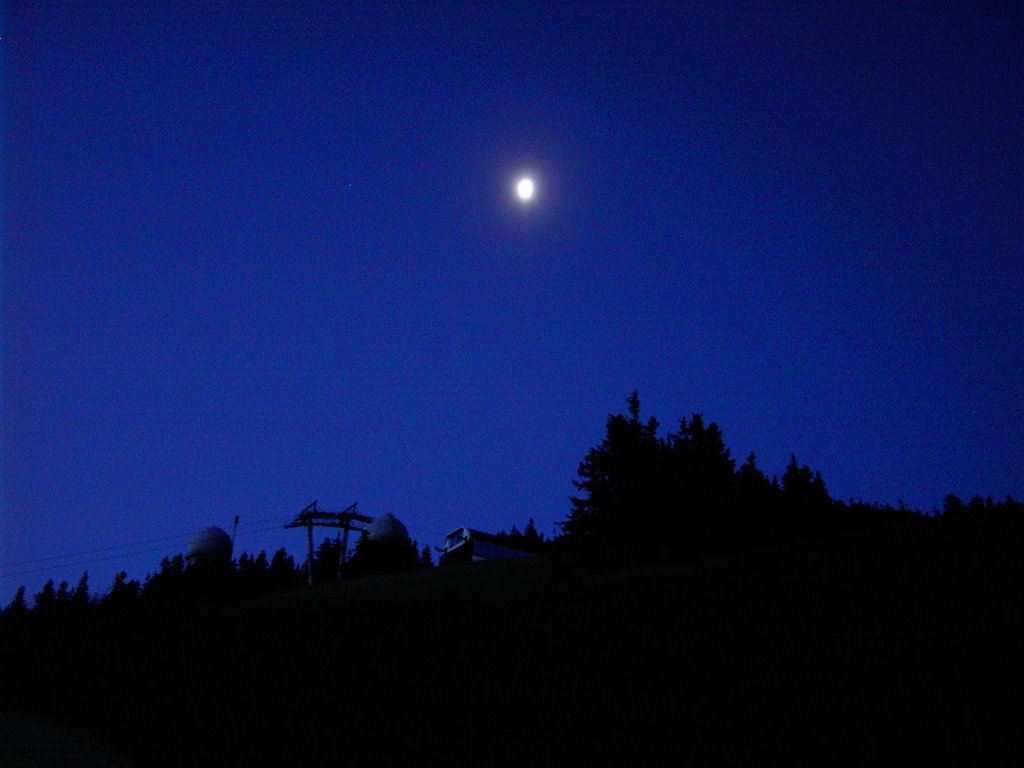 Mt Großer Arber (1452m ü. NN) at night by Andreas Wiesner