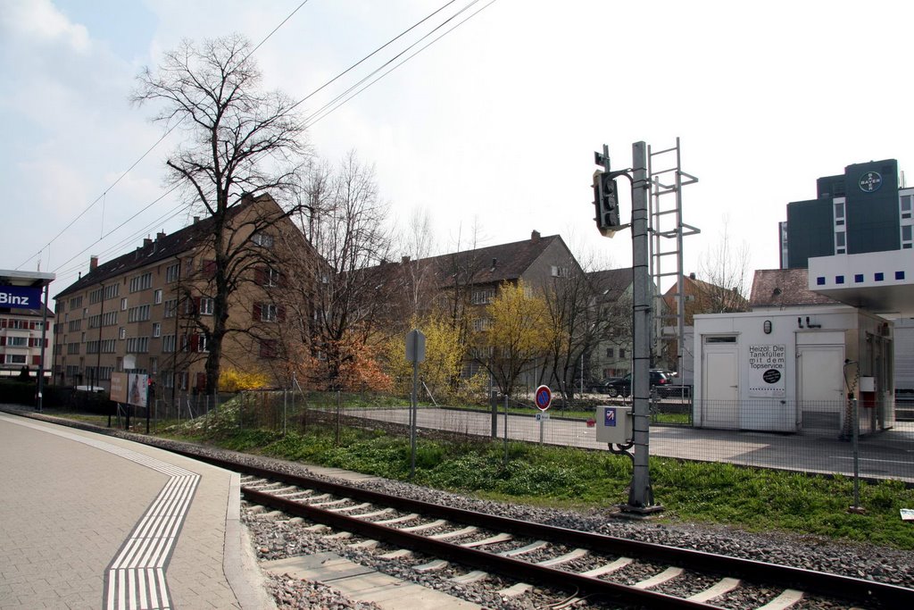 Wohnhaus an der Uetlibergbahn by vodua