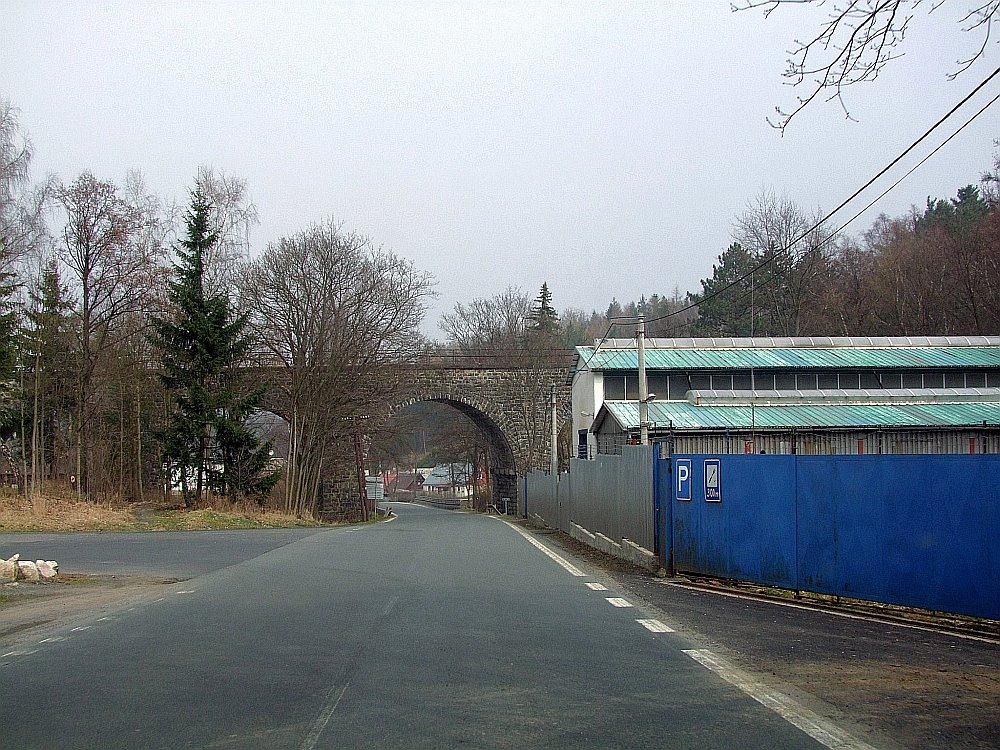 Horní Slavkov - železniční viadukt 5.4.2009 by Michal Špiřík