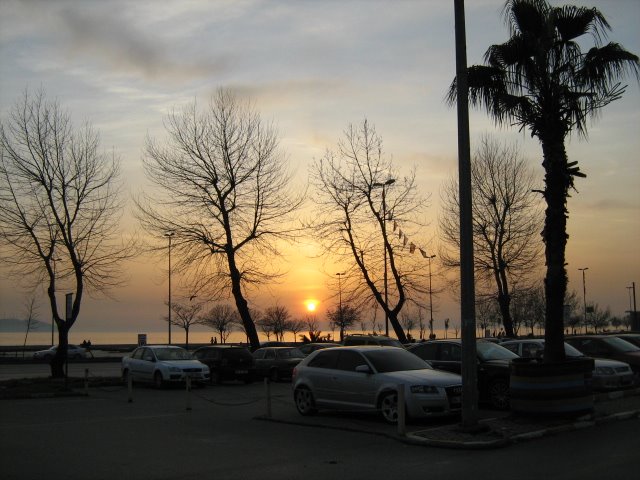 Turkey-İstanbul-Maltepe sahilinde günbatımı by ilknur1959