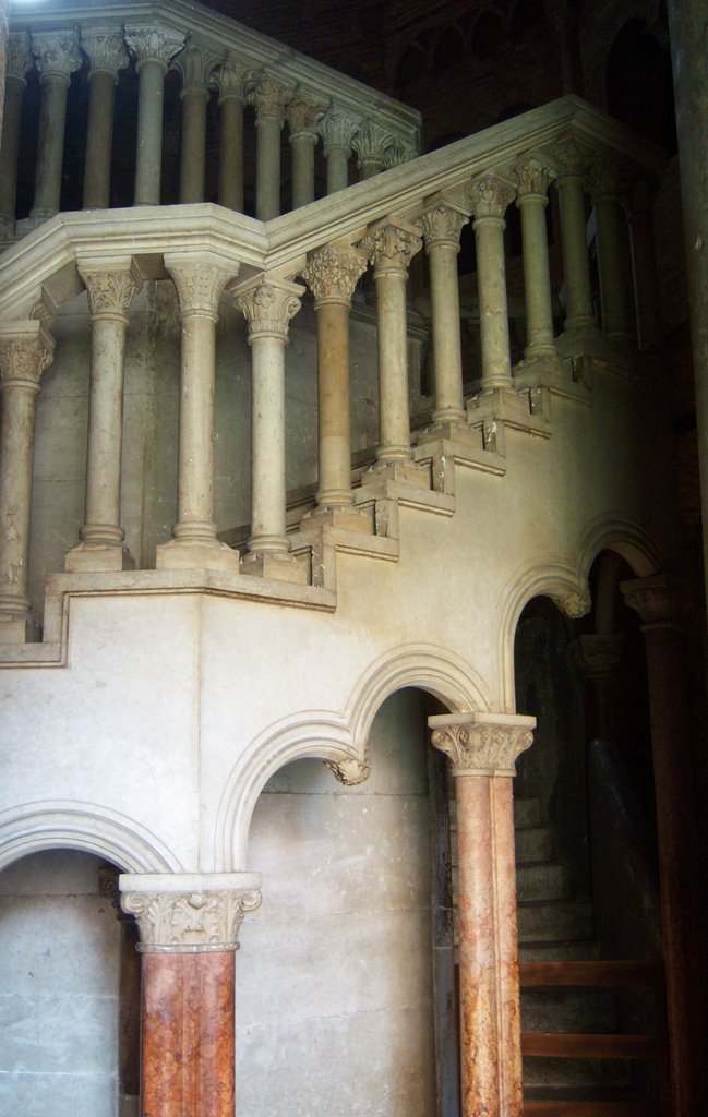 Bologna - Scalette al Calvario Chiesa di S. Stefano by franco baldissarutti