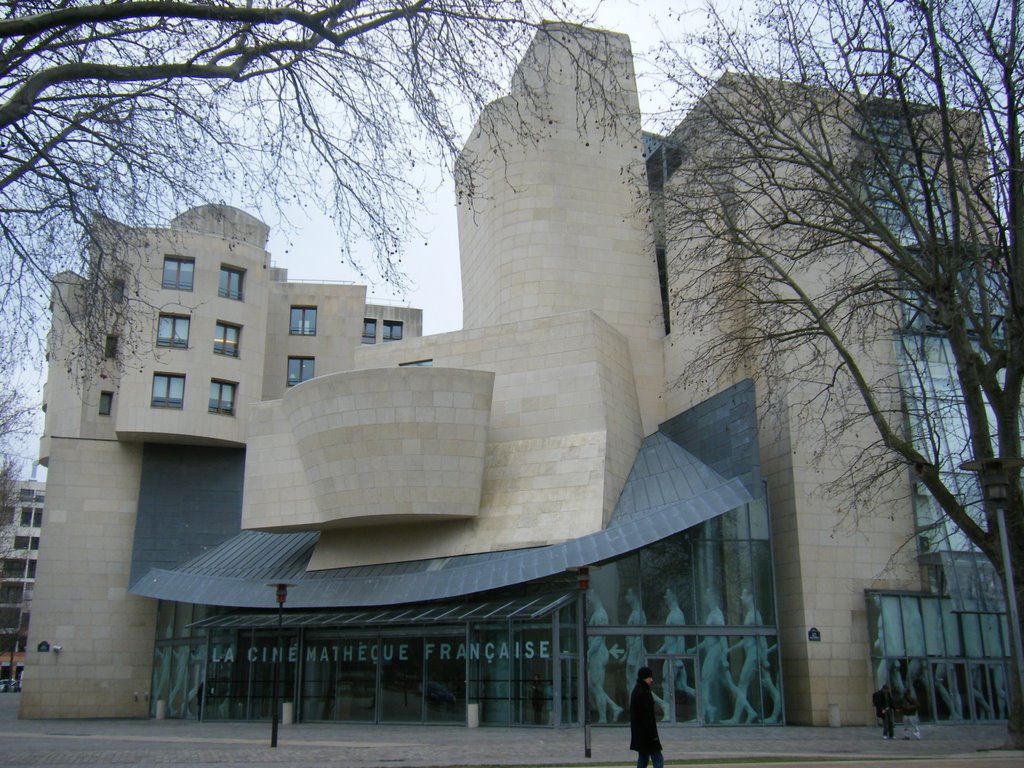 La Cinémathèque Française, ex American Center (Frank Gehry) by Rossê Aizprúa