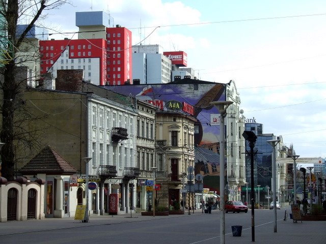 Piotrkowska street in Łódź by sebulba