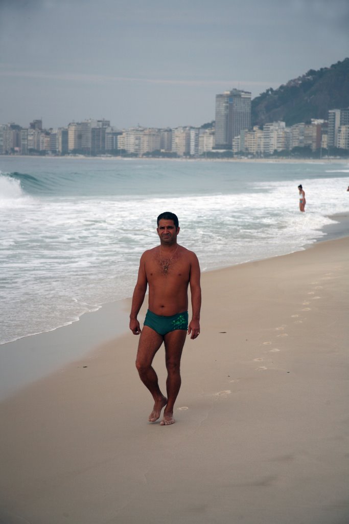 Praia de Copacabana, Copacabana, Rio de Janeiro, Rio de Janeiro, Brasil by Hans Sterkendries