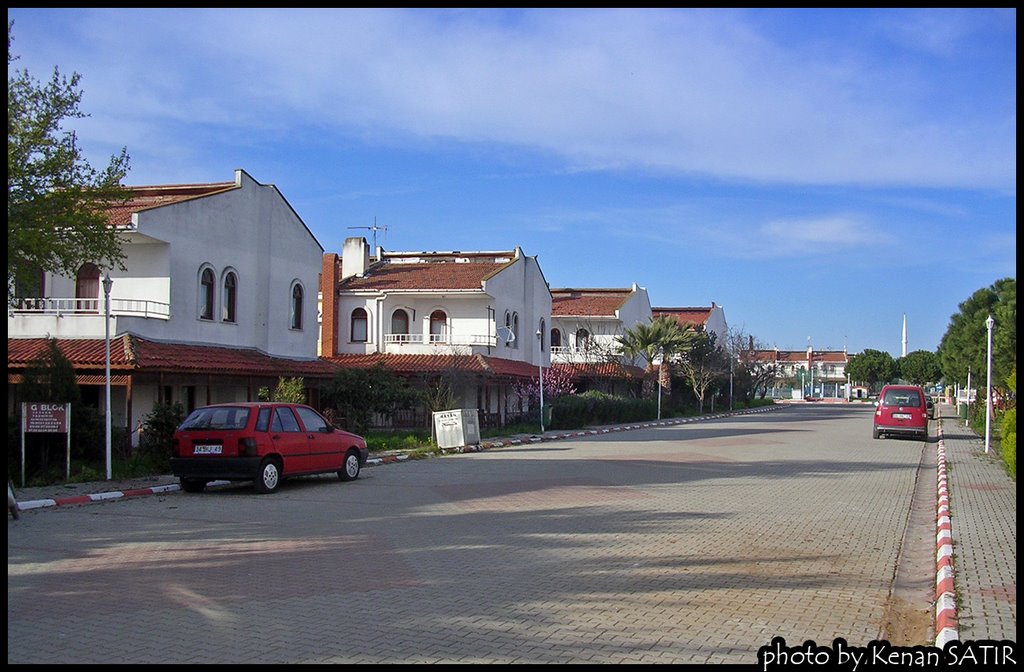 Güneş Tatil Sitesi by Kenan SATIR