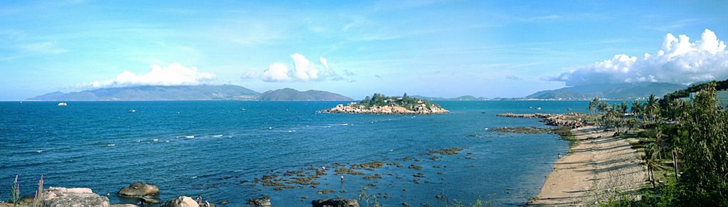 Vĩnh Phước, NHA Trang, Khanh Hoa Province 650000, Vietnam by phamhung