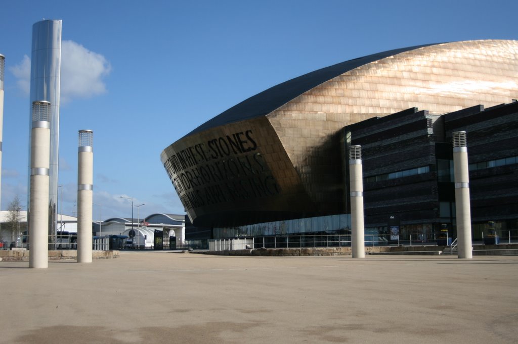 Cardiff Millennium center by ken_iwai