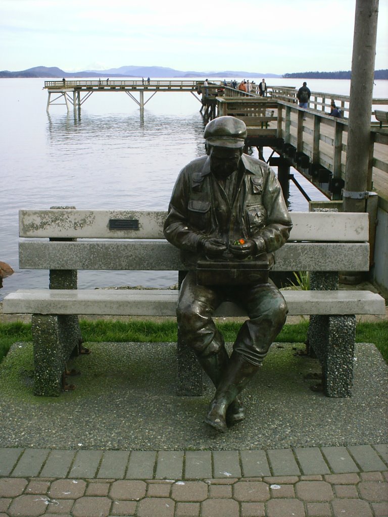 Statue at Sidney Boardwalk by srenowden