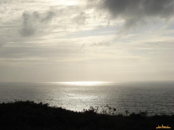 Atardecer en CEE, Galicia by Pedro Francisco