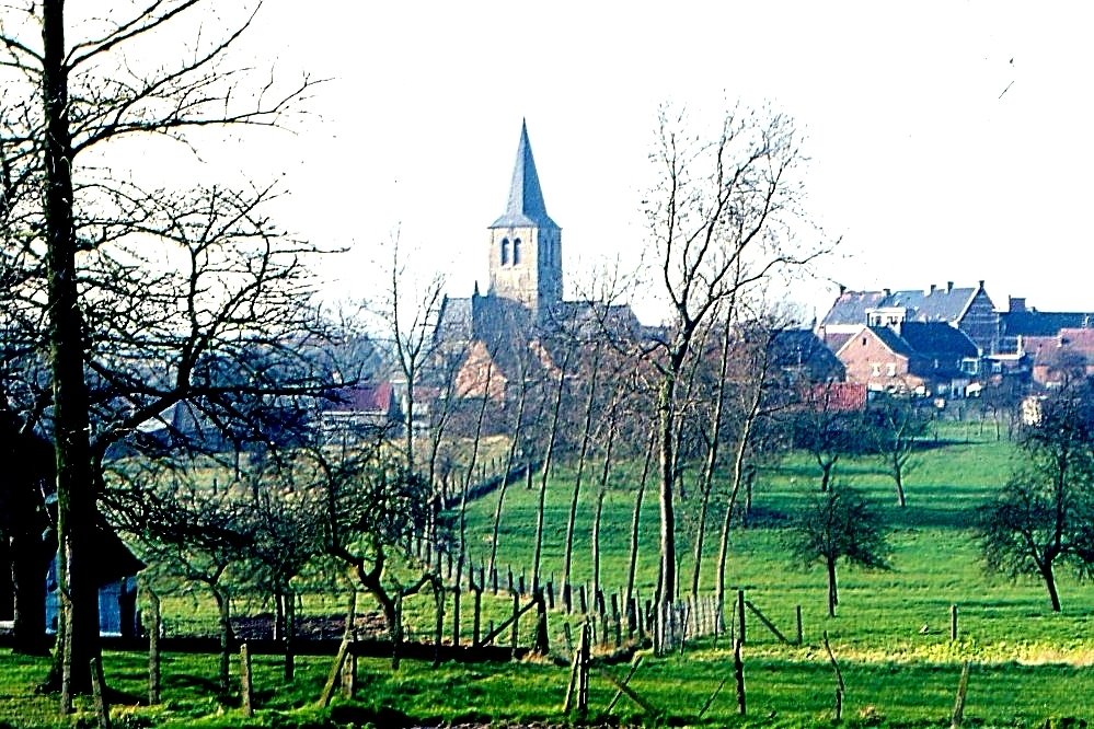 Sint Amanduskerk Denderhoutem by opaluckyluke