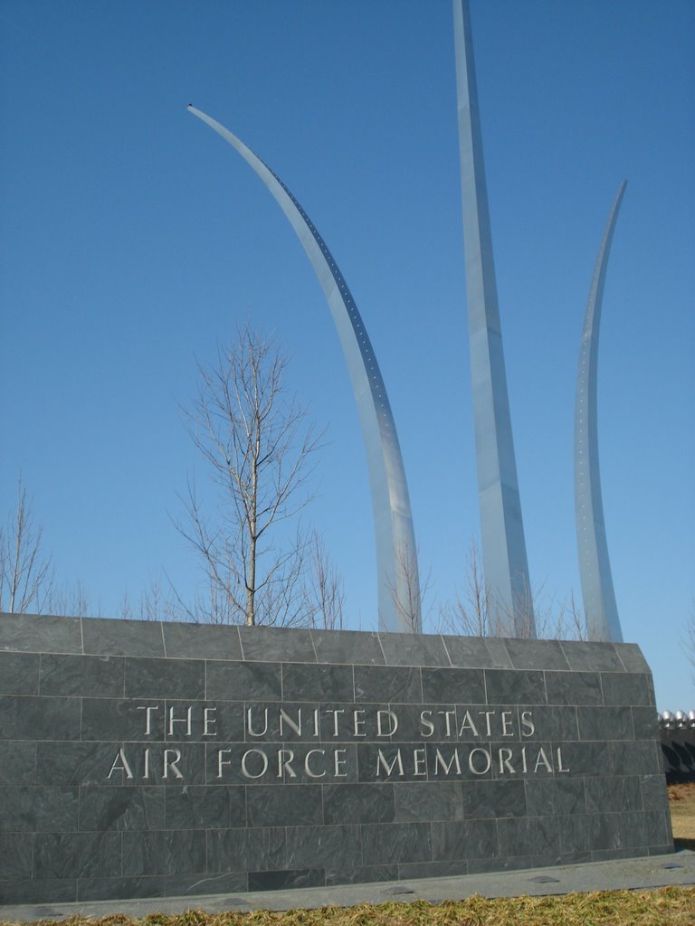 Air Force Memorial by wetwillie