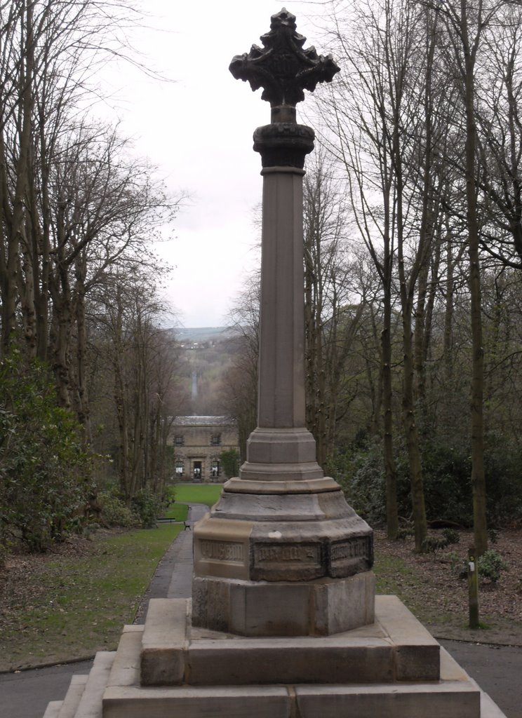 Foldy's Cross, at the top of Lime Avenue, with Towneley Hall in background by SWJuk