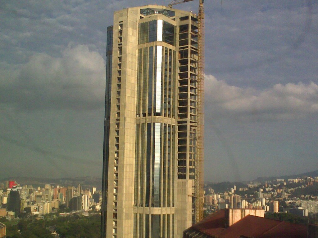 Torre Este Parque Central by Ramon Lugo Gonzalez