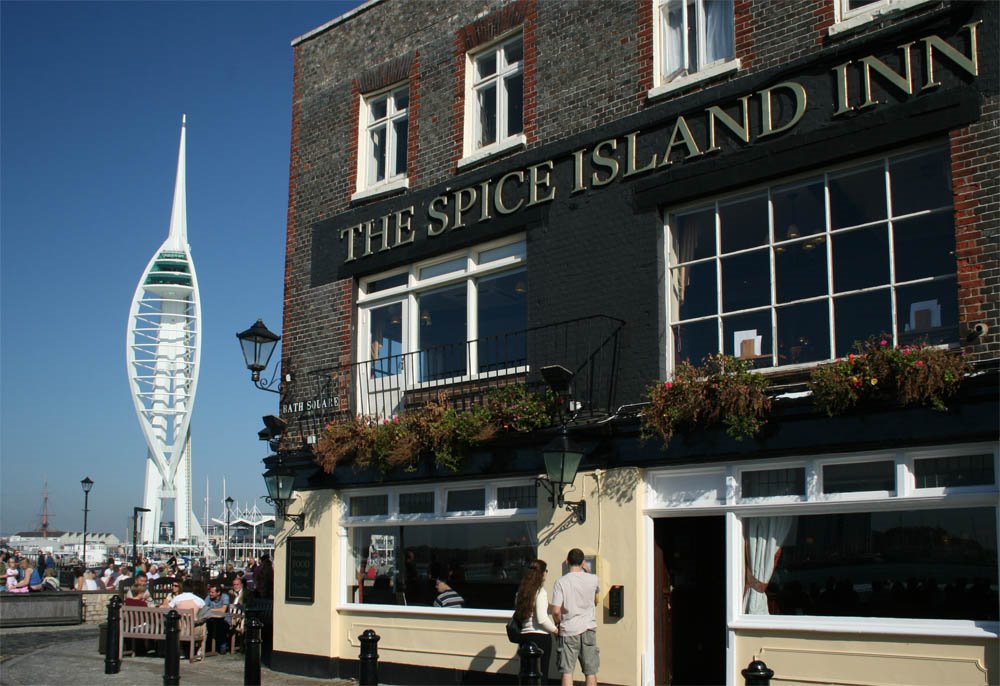 Spice Island Pub Portsmouth by Chris Matthews