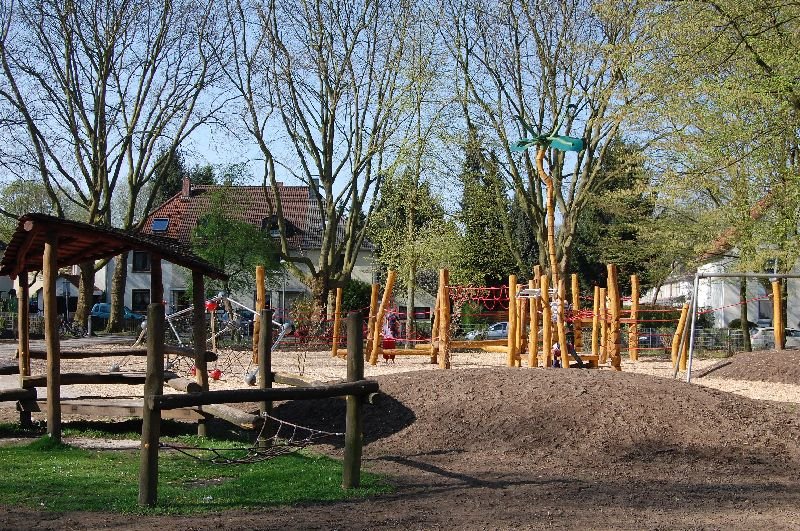 Spielplatz by 14MAN02