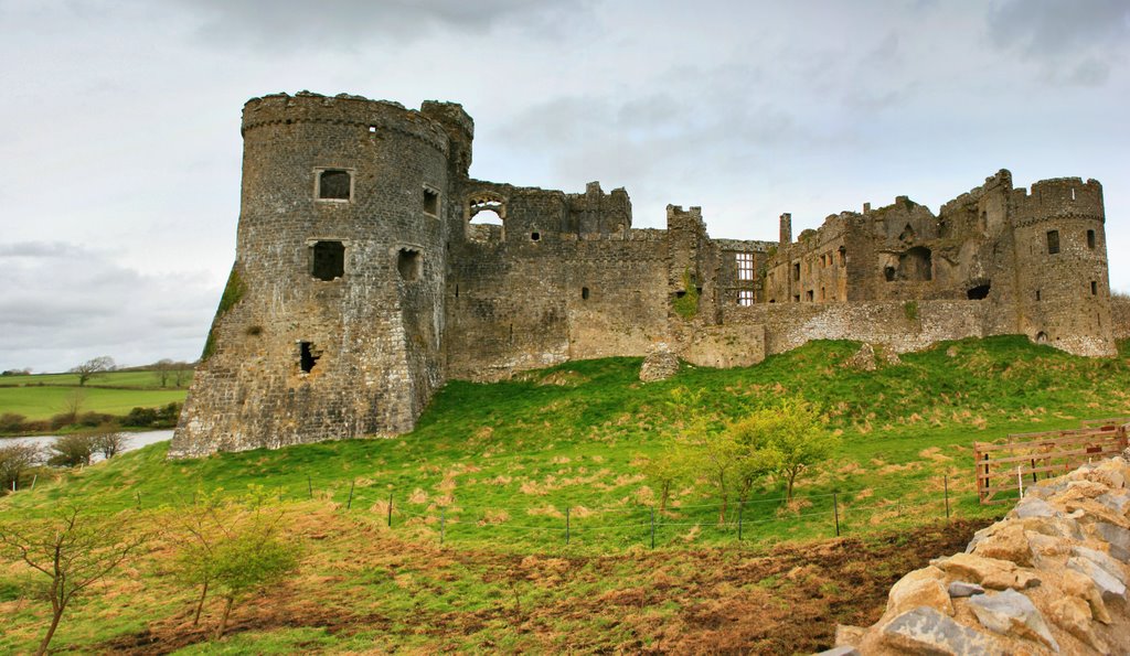 Carew Castle by fillupbee1