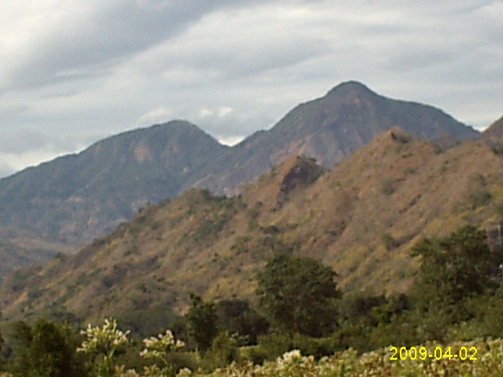 Mt. Bullagaw viewed from Sitio Vica, Brgy. Labaan San Quintin Abra. by jojof