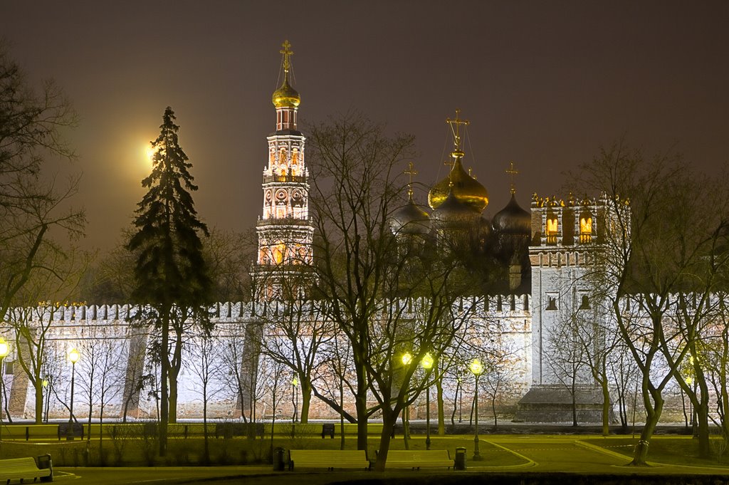 Novodevichy Convent, Apr-2009 by Andrey Zakharov