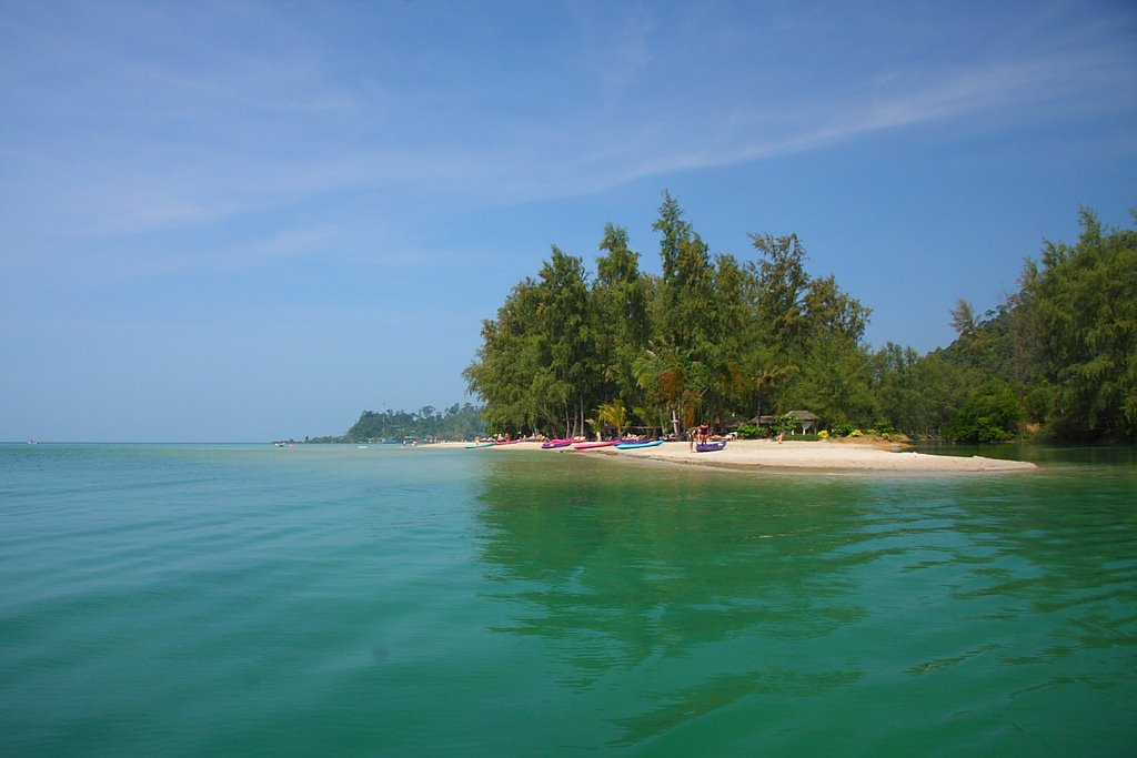 Ko Chang, Ko Chang District, Trat, Thailand by Валерий Егорычев