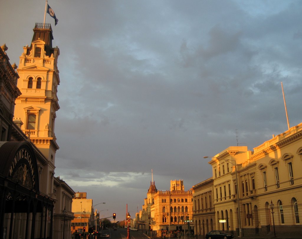 Ballarat Post Office in Lydiard Street heritage precinct by Gervo