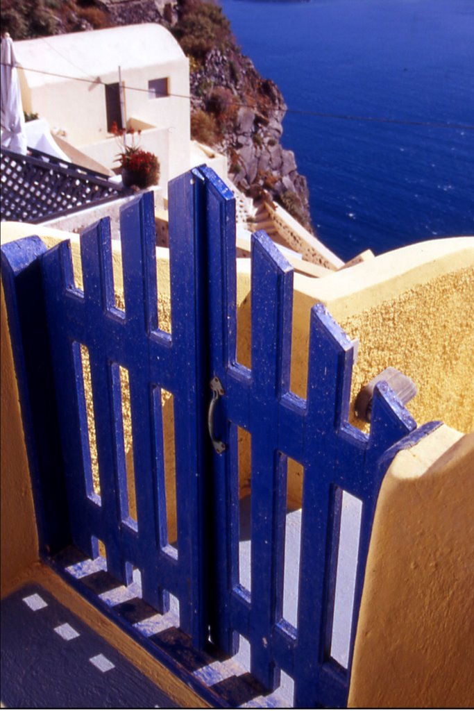 Oia blue gate by garybuzz555